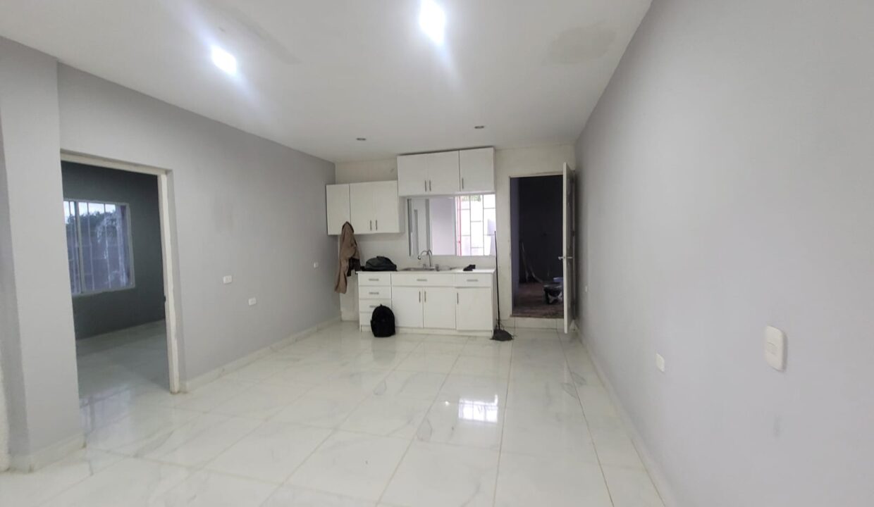 WhatsApp Image 2024-09-23 at 12.55.20 PM (1)