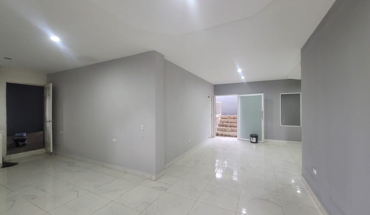 WhatsApp Image 2024-09-23 at 12.55.21 PM