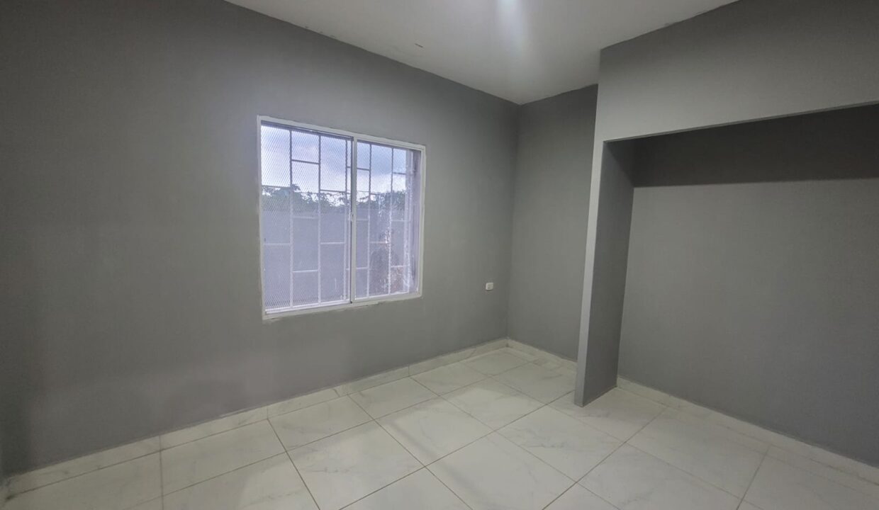 WhatsApp Image 2024-09-23 at 12.55.21 PM (3)