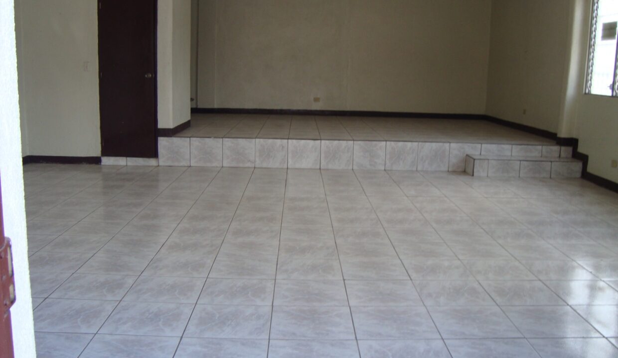 WhatsApp Image 2025-04-02 at 17.16.48_a7b77cce